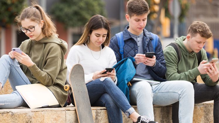 social media girls